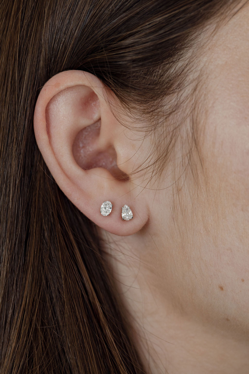 Lab Grown Diamond Oval Stud – White Gold