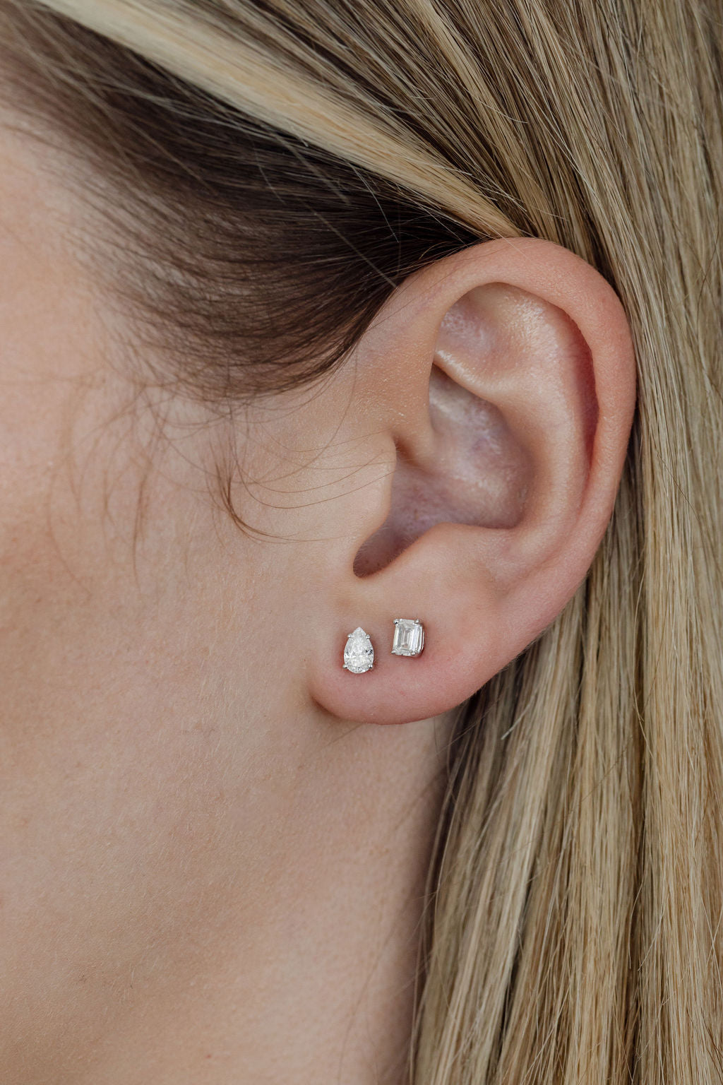 Lab Grown Diamond Emerald Stud – White Gold